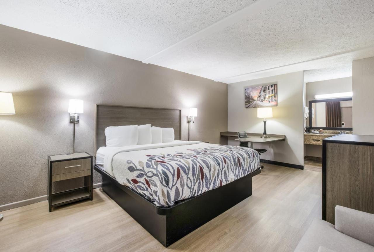 Red Roof Inn Savannah - Richmond Hill I-95 المظهر الخارجي الصورة